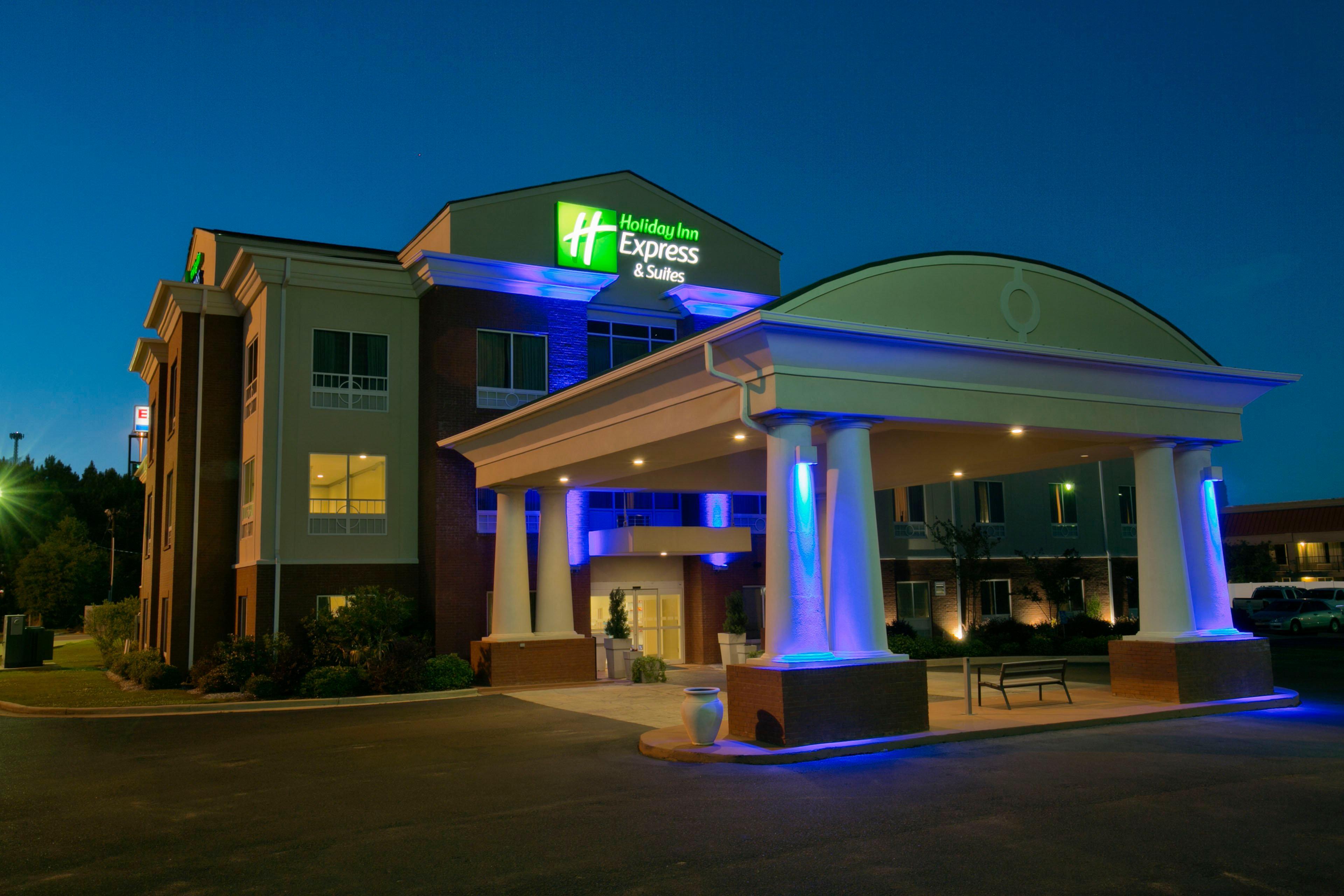 Holiday Inn Express & Suites Brookhaven By Ihg Экстерьер фото