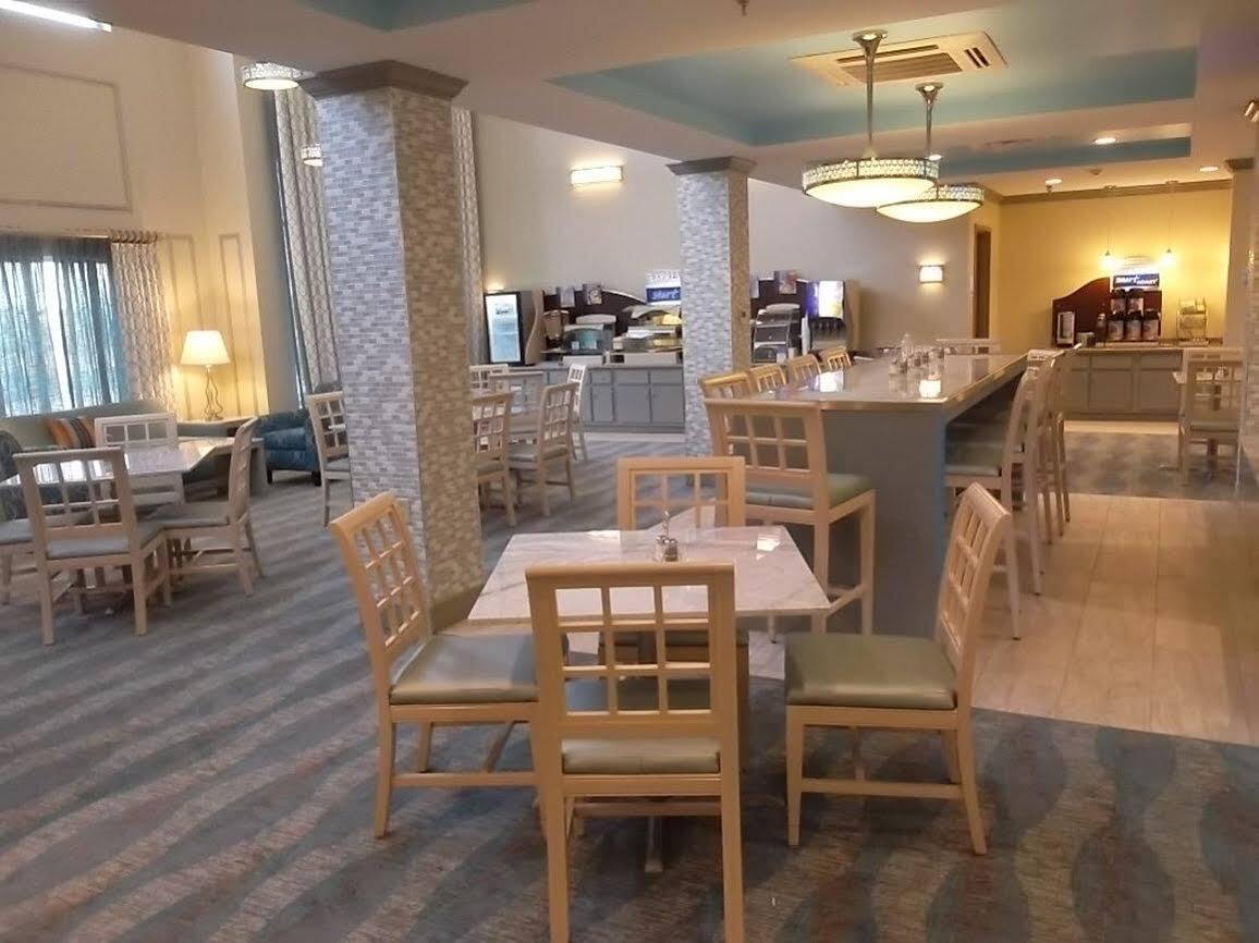 Holiday Inn Express & Suites Brookhaven By Ihg Экстерьер фото